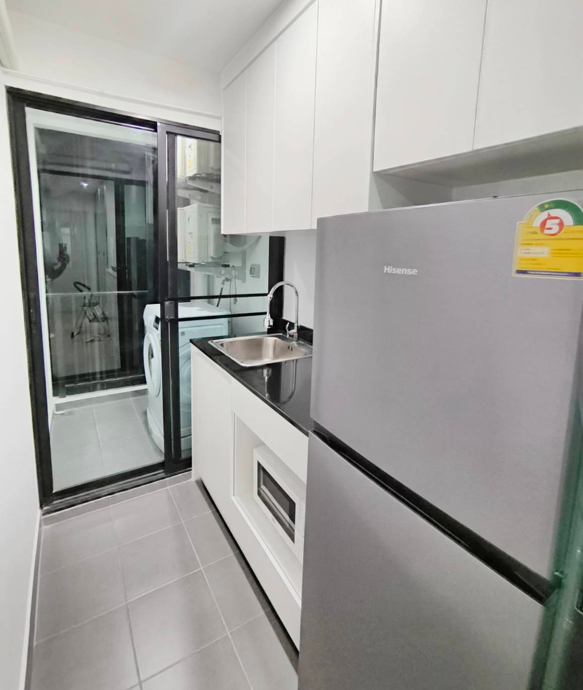 ให้เช่าคอนโดรามคำแหง หัวหมาก : ✨🏙️ เดิน 3 นาทีถึง ARL หัวหมาก | วิวสระน้ำ เฟอร์ครบ | RYE Huamak 🚆💦