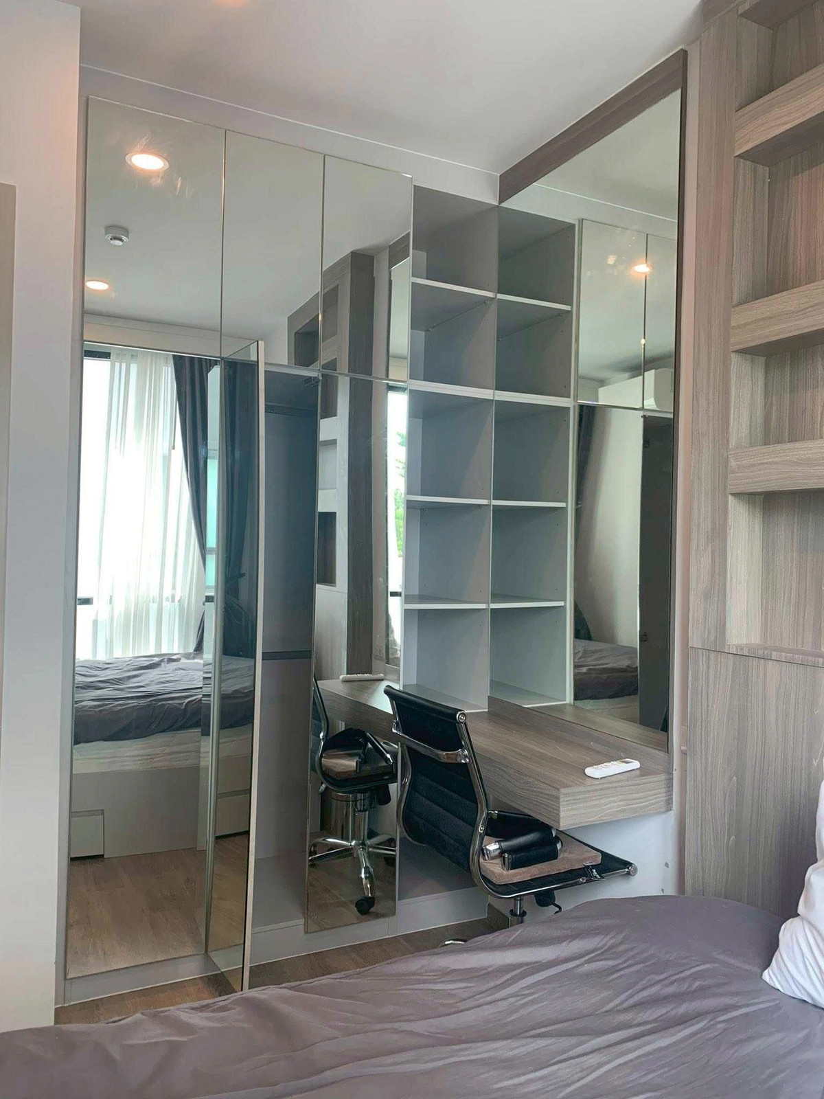 ให้เช่าคอนโดบางนา แบริ่ง ลาซาล : 🐶🐱 คนรักสัตว์ห้ามพลาด! คอนโดเลี้ยงสัตว์ได้จริง อยู่กับน้องได้แบบไม่ต้องแอบ 💖 📍 Brixton Pet & Play Sukhumvit 107 ใกล้ BTS แบริ่ง เดินทางสะดวกสุดๆ 🚆✨