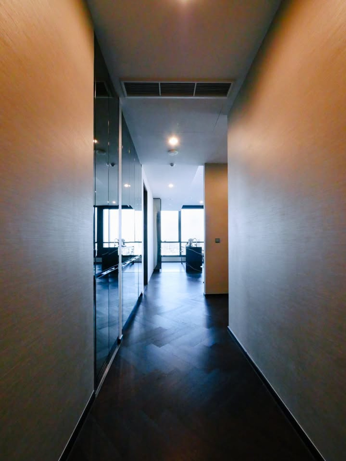 For RentCondoSukhumvit, Asoke, Thonglor : For rent✨Condo 3 bedrooms, next to BTS Thonglor | The ESSE Sukhumvit 36 ​​| Super luxury facilities | Near Miracle Mall, only 800 meters.