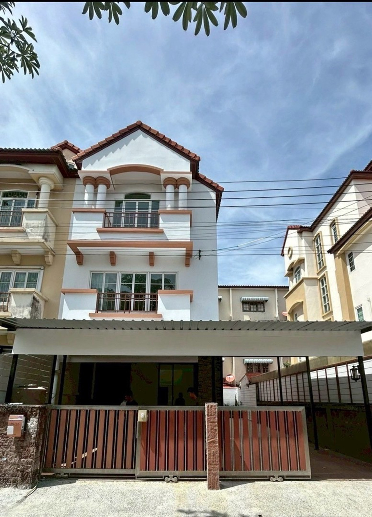 For RentTownhomeChaengwatana, Muangthong : 🔥 For rent 29,000 baht | Modern home office, 3.5 floors – spacious and newly decorated!‼️