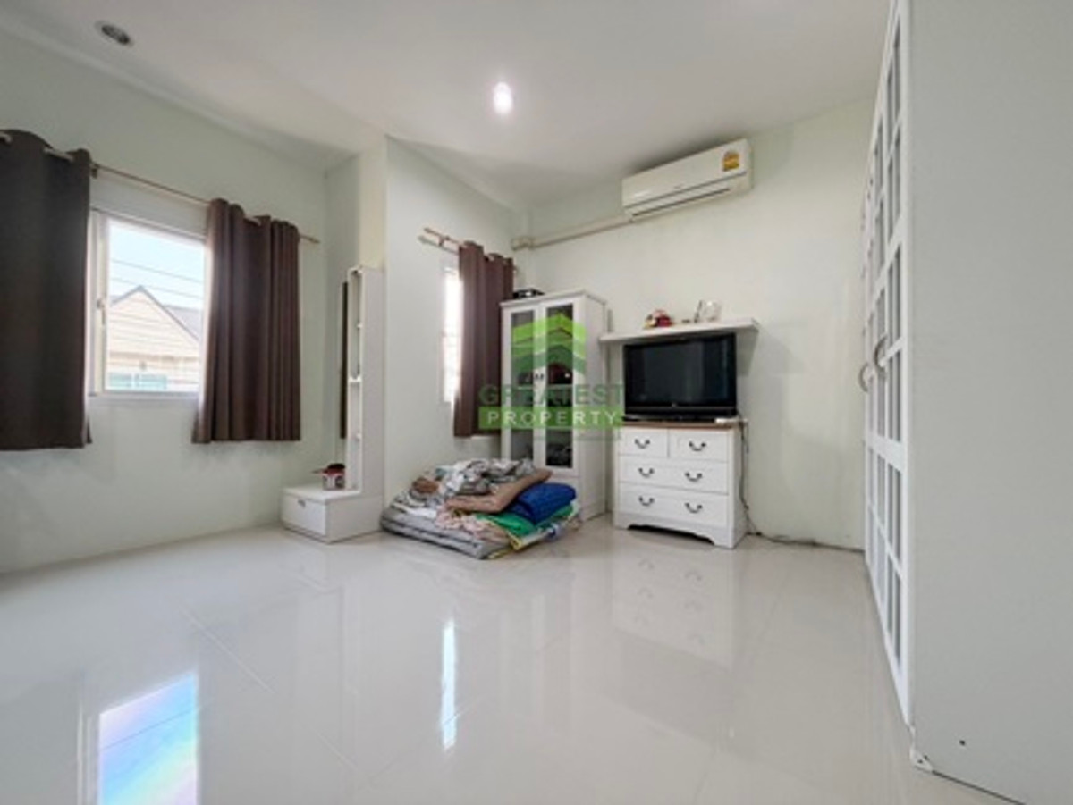 ขายคอนโดพุทธมณฑล ศาลายา : ขายทาวน์เฮ้าส์ หมู่บ้าน แกรนด์กิตติยา พุทธมณฑลสาย4 คลองโยง ศาลายา เนื้อที่ 22.50 ตร.ว ต่อเติมครบ