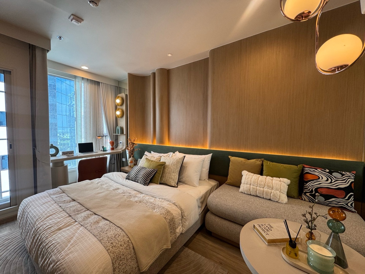 ขายคอนโดสุขุมวิท อโศก ทองหล่อ : ✨ Culture Thonglor 🚆 Only 250 meters from BTS Thonglor – easy walk!
🛏 Studio📏 26 sq.m.💰 Price: 3.99 MB
☎️Phat 064-642-8664