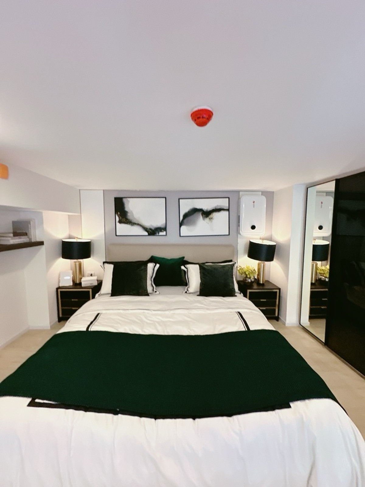 ขายคอนโดพระราม 9 เพชรบุรีตัดใหม่ RCA : 𝐋𝐀𝐍𝐃𝐌𝐀𝐑𝐊 𝐑𝐀𝐌𝐀𝟗 ผ่อนสบายๆ 𝟗,𝟗𝟎𝟎/เดือน 𝐅𝐫𝐞𝐞 เงินดาวน์ ทุกค่าใช่จ่าย ห้องหลุดด มือ1 