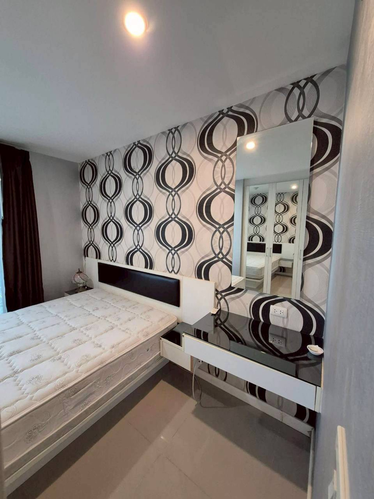 ขายคอนโดเสรีไทย-นิด้า : ✅ S-ISB114 ✅ Line : @p2nproperty