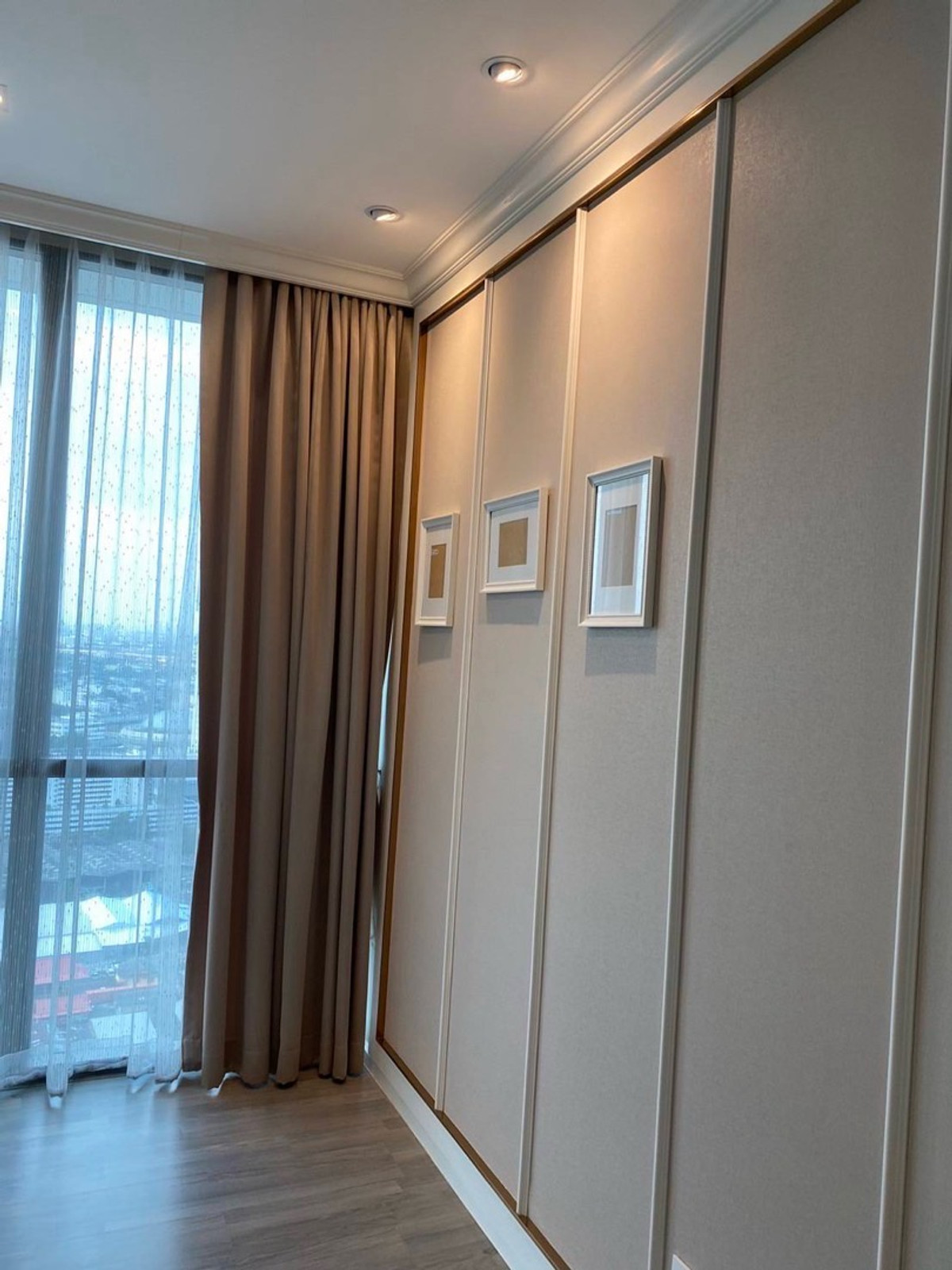 ขายคอนโดบางซื่อ วงศ์สว่าง เตาปูน : 333 ริเวอร์ไซด์ **ขายด่วน** 2 นอน ชั้นสูง วิวแม่น้ำ พร้อมอยู่ ราคาเพียง 12.5 ล้านเท่านั้น