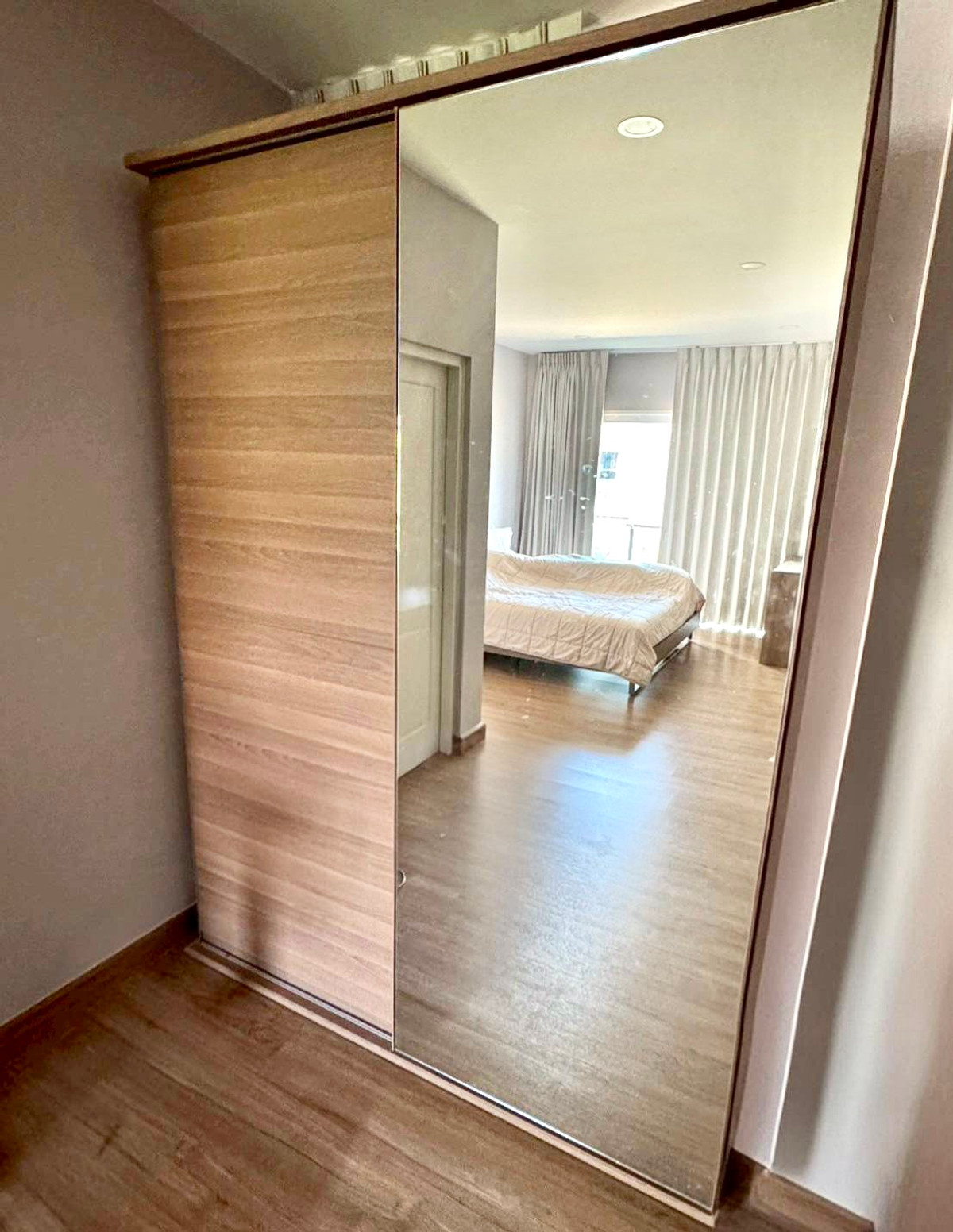 For SaleHousePathum Thani,Rangsit, Thammasat : Centro Phahol - Vibhavadi 2 / 4 Bedrooms (FOR SALE) BNS062