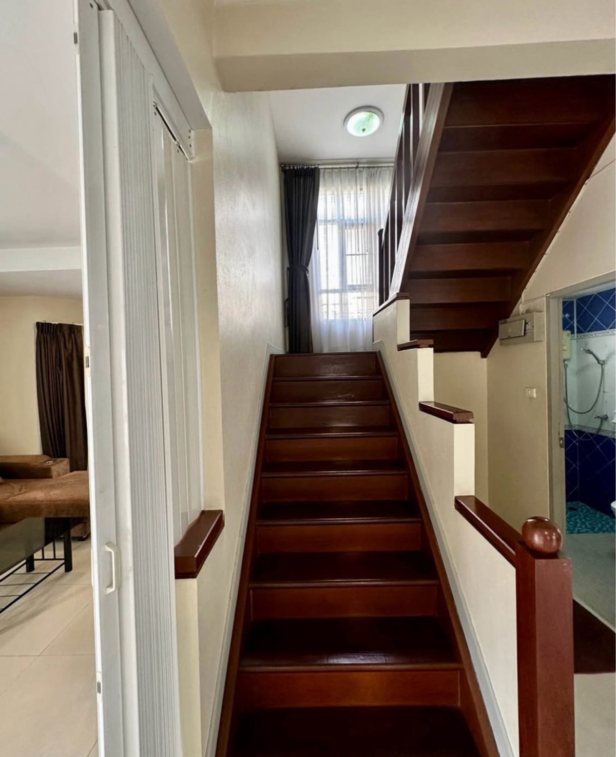 For RentHouseChaengwatana, Muangthong : 2-story detached house for rent, Chuan Chuen Khae Rai project, Nonthaburi Bypass Road 15, house in good condition, pets allowed.
