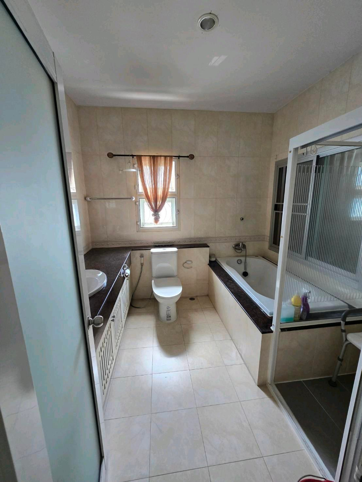 For SaleTownhomeLadprao101, Happy Land, The Mall Bang Kapi : Townhome - Saran Phruek Ladprao 130, 1 BR Available for Sale, Corner Unit, Near MRT Yellow Line : Lat Phrao 101