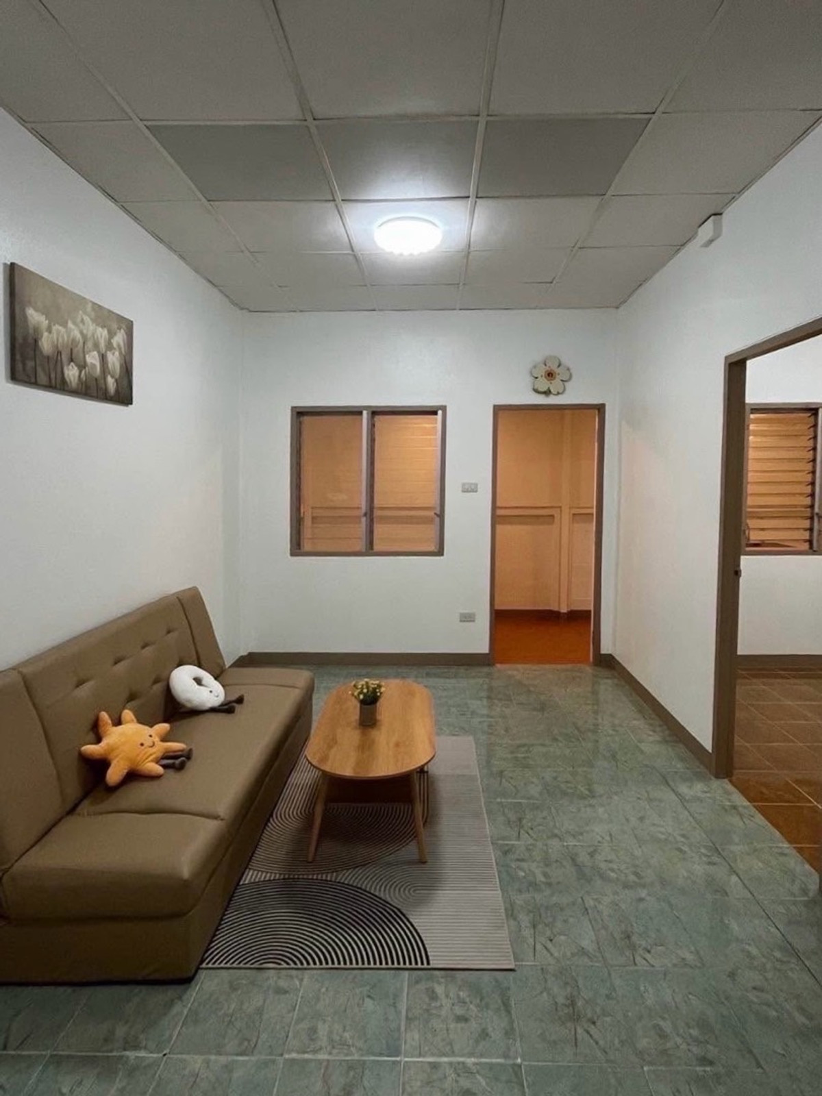 For SaleHouseSamut Prakan,Samrong : Reservation missed❗️💥Single-story townhouse for sale, renovated and ready to move in. There is space to add 1 more room💥📢 Installments only 5,000 /month.