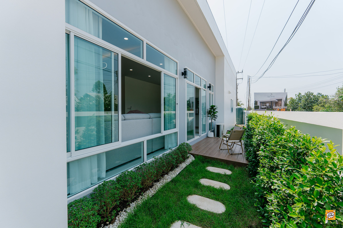 ขายบ้านพิษณุโลก : 🔥 โปรแรงแซงทุกโค้ง... จัดหนักเพื่อคนรักบ้าน! จะซื้อบ้านทั้งที ต้องได้ทั้ง **"ส่วนลด"** และ **"ของแถม"** แบบจบในที่เดียว