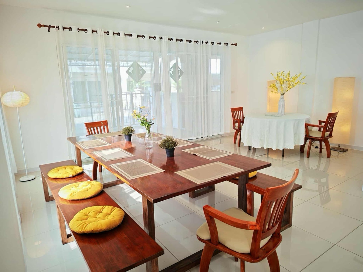 ให้เช่าบ้านท่าพระ ตลาดพลู วุฒากาศ : 🏡 ปล่อยเช่า Townhouse รีโนเวทใหม่ ใจกลางสาทร | ใกล้ BTS เพียง 4 นาที ✨