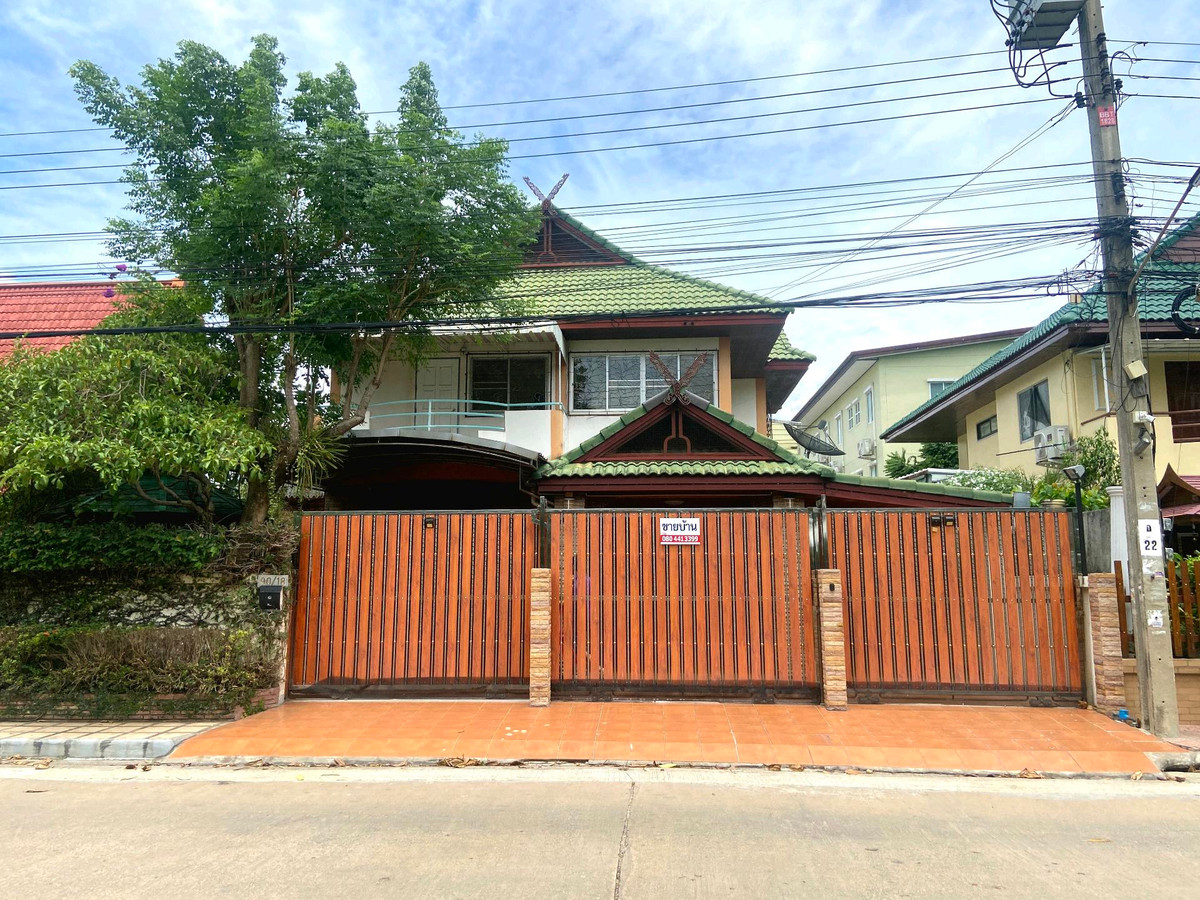 ขายบ้านนนทบุรี บางใหญ่ บางบัวทอง : บ้านเดี่ยว 2 ชั้น 🏡 หมู่บ้านพลอยมณี บัวทองเคหะ — 4 นอน 3 จอด หน้าบ้านไม่ติดใคร วิวสวนทะเลสาบ