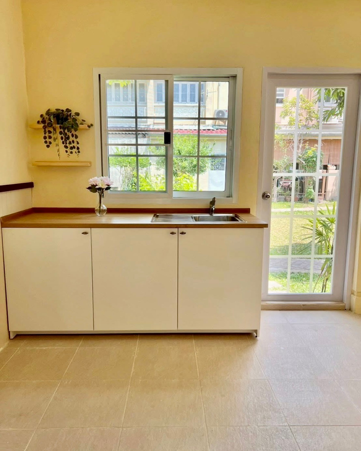 For SaleTownhomeRama5, Ratchapruek, Bangkruai : Nontiwa Garden / 4 Bedrooms (For Sale), Nontiwa Garden / 4 Bedrooms (FOR SALE) BNS033