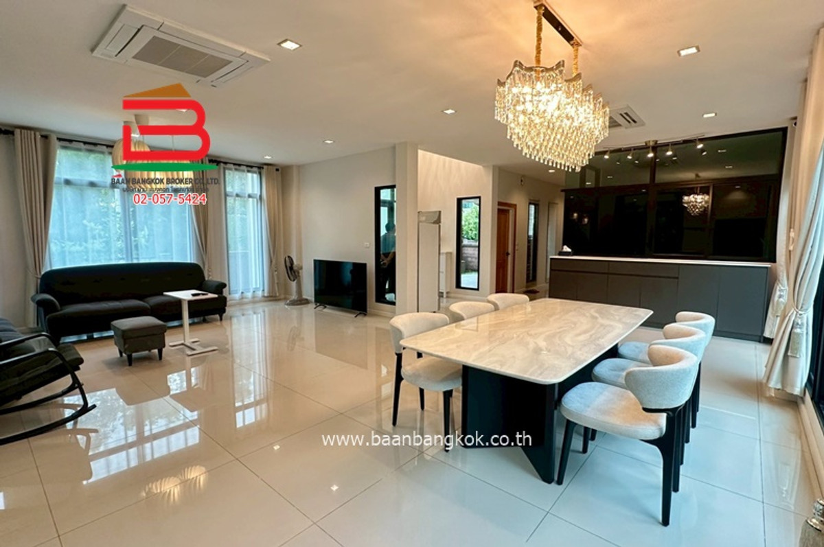 บ้านนวมินทร์ รามอินทรา : บ้านเดี่ยว หมู่บ้านลัดดารมย์ วงแหวน-รามอินทรา (ใกล้แฟชั่นไอส์แลนด์) เนื้อที่ 92.7 ตรว. แขวงออเงิน เขตสายไหม