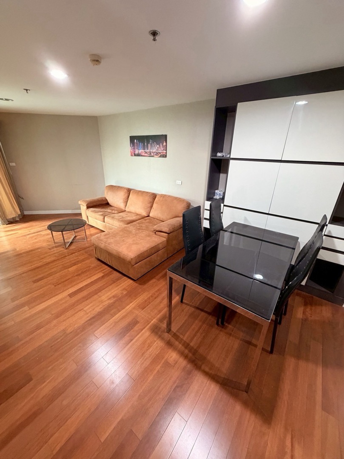 For SaleCondoRama9, Petchburi, RCA : Condo for Sale Rama 9 CBD 2 Bedrooms near MRT Rama 9 Central Rama 9 High Rental Demand Investment Opportunity