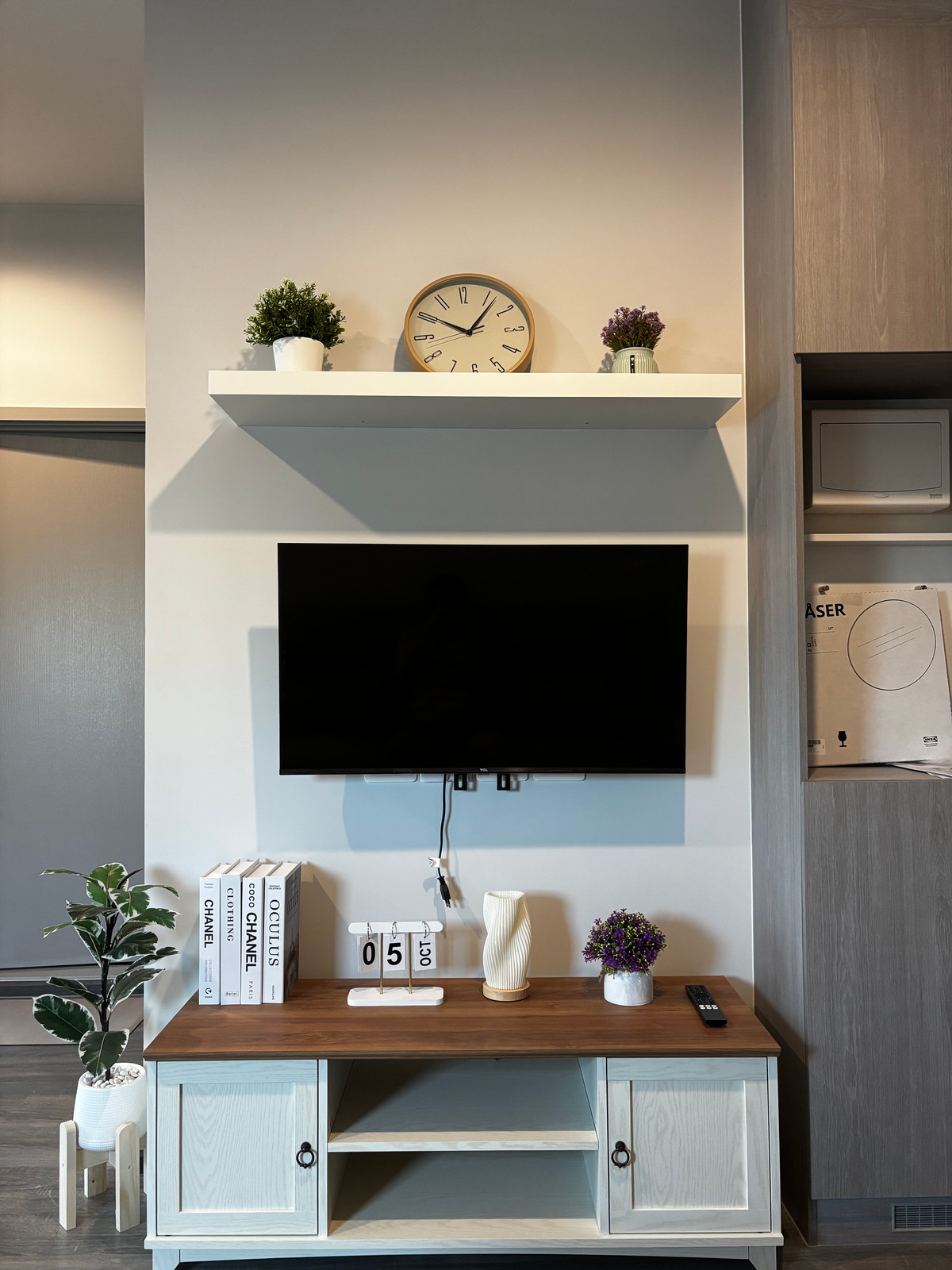 ให้เช่าคอนโดเสรีไทย-นิด้า : IDEO Ramkamheang - Lamsali - 1 bedroom plus 40 ตร.ม. ให้เช่าเพียง 22,000 บาท/เดือน