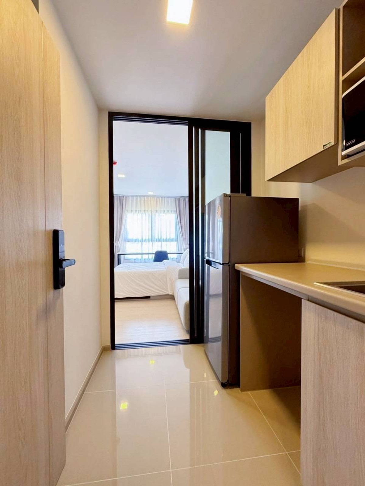 For SaleCondoPathum Thani,Rangsit, Thammasat : urgent! Condo near Thammasat University, starting at 1.69 million, fully furnished, easy to rent, yield increases 📈* 📍 dcondo Shine Rangsit 📲 Inquiry/viewing appointment: @wsrcondo or call 065-4496399