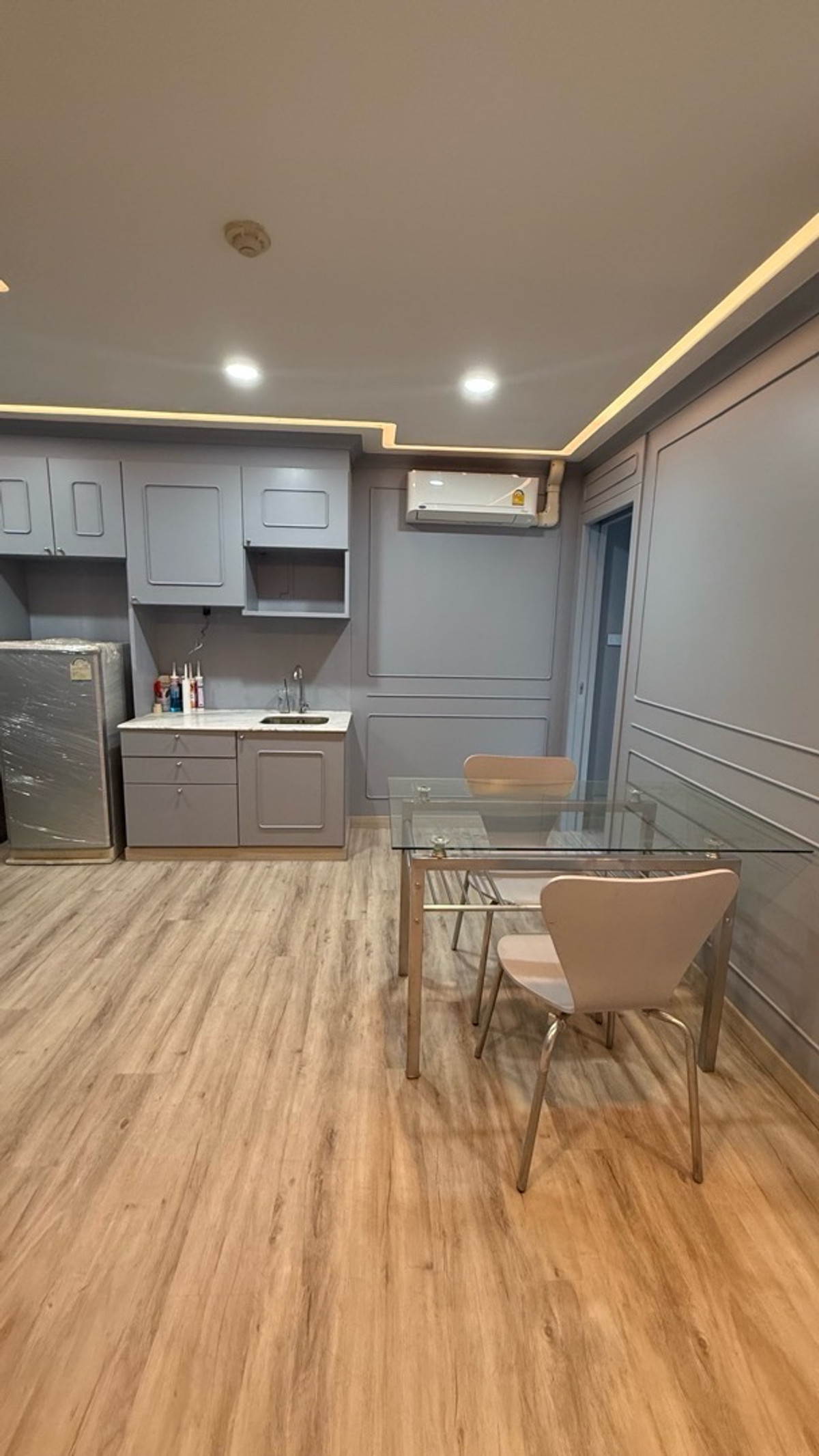 ให้เช่าคอนโดเลียบทางด่วนรามอินทรา : For rent JW. Sriwara 2 bed 2 bath 58 sqm 20,000 ให้เช่า 2 นอน 2 น้ำ 58 ตรม 20,000