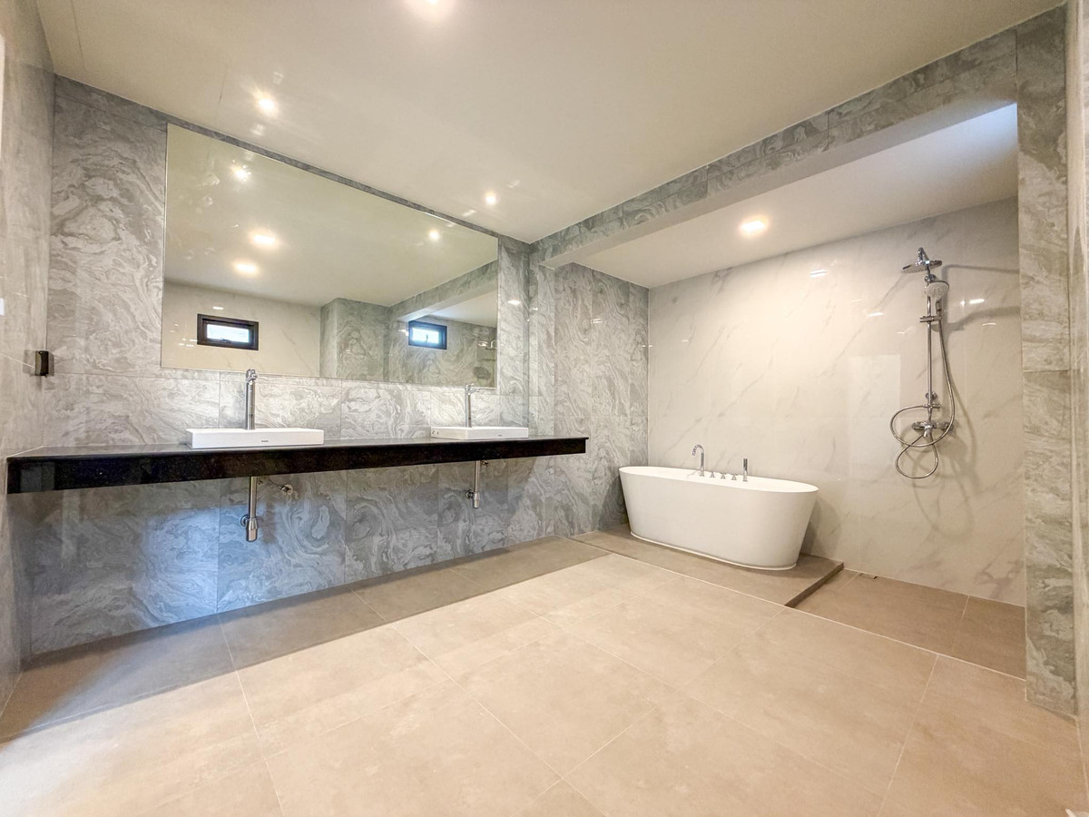 For SaleHousePinklao, Charansanitwong : Laddarom Pinklao / 4 bedrooms (for sale), Laddarom Pinklao / 4 Bedrooms (FOR SALE) AOM101