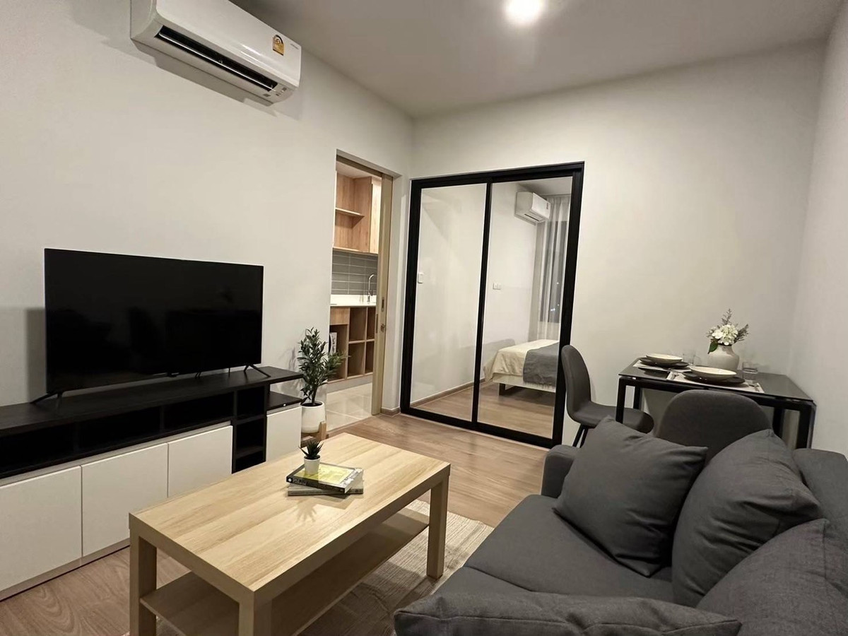 For RentCondoPinklao, Charansanitwong : 🏛️ For Rent: Chewathai Pinklao Condominium
Prime location, easy access to the city, ready to move in