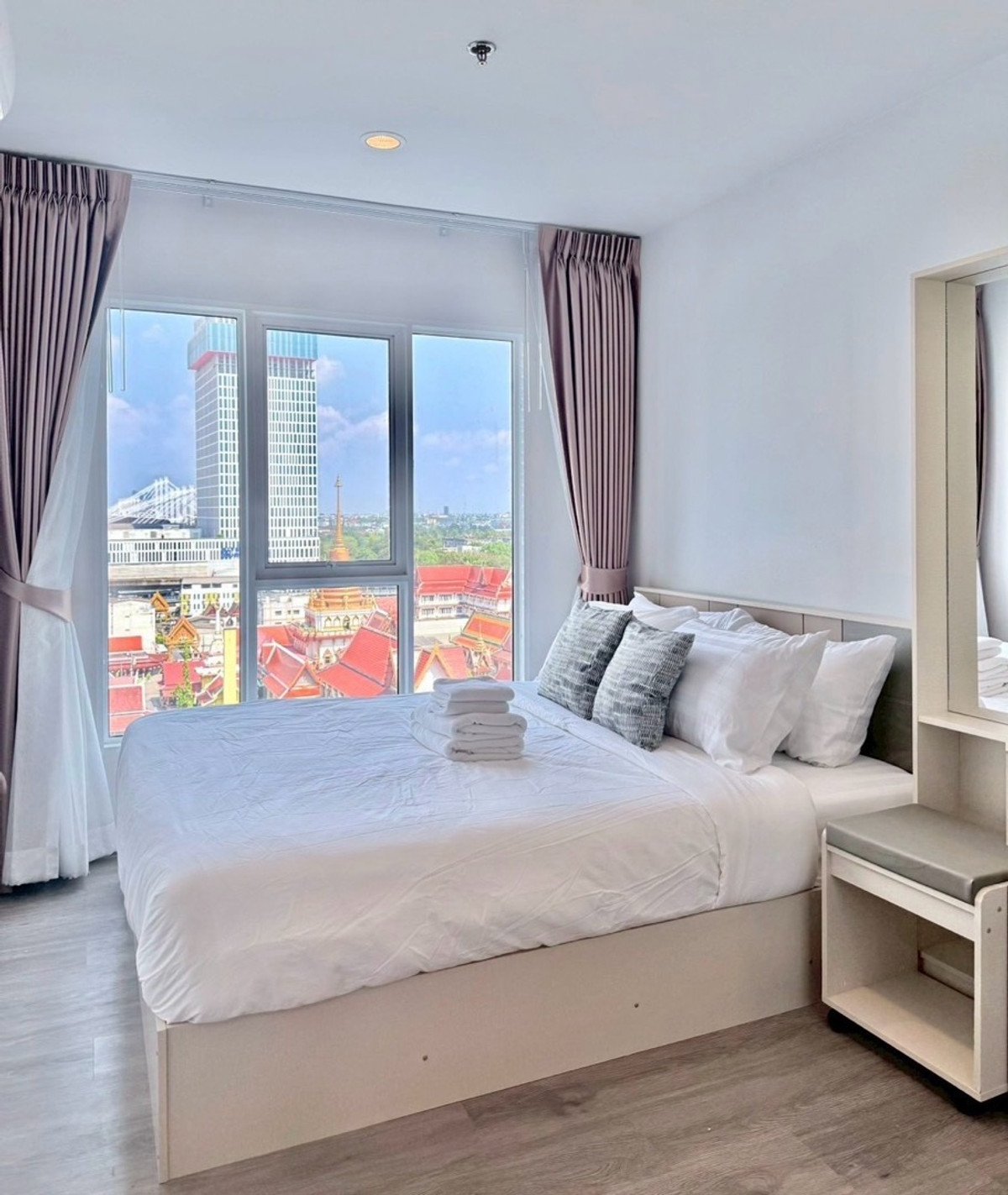 ให้เช่าคอนโดบางนา แบริ่ง ลาซาล : 🔥 Condo for Rent – Regent Home Bangna (Short to Medium Term) 🔥
(Only 400 meters from BTS Bangna – Ready to move in)

📍 Location: Bangna
🏢 Project: Regent Home Bangna
📏 Size: 28 sq.m. (1 Bedroom – open plan)
📍 Floor: 12 | Building D
🌆 City View with