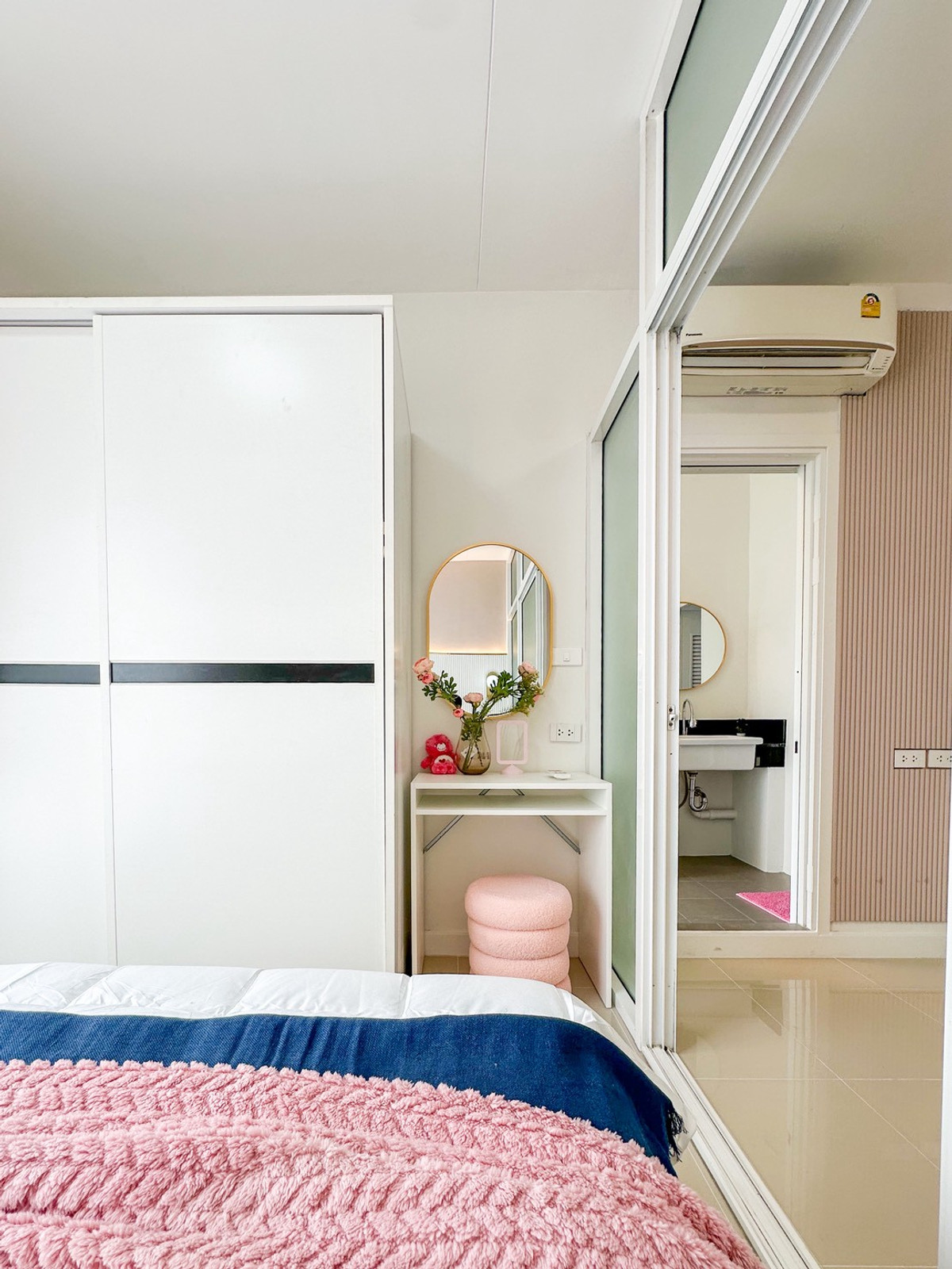 ขายคอนโดโชคชัย4 ลาดพร้าว71 : 📢 เลิกเช่าแล้วมาเป็นเจ้าของ! 🏙️ คอนโด ทำเลทอง ✨ เดอะ ทรี ลาดพร้าว-วังหิน ✨ แต่งใหม่กริ๊บ ห้องอยู่