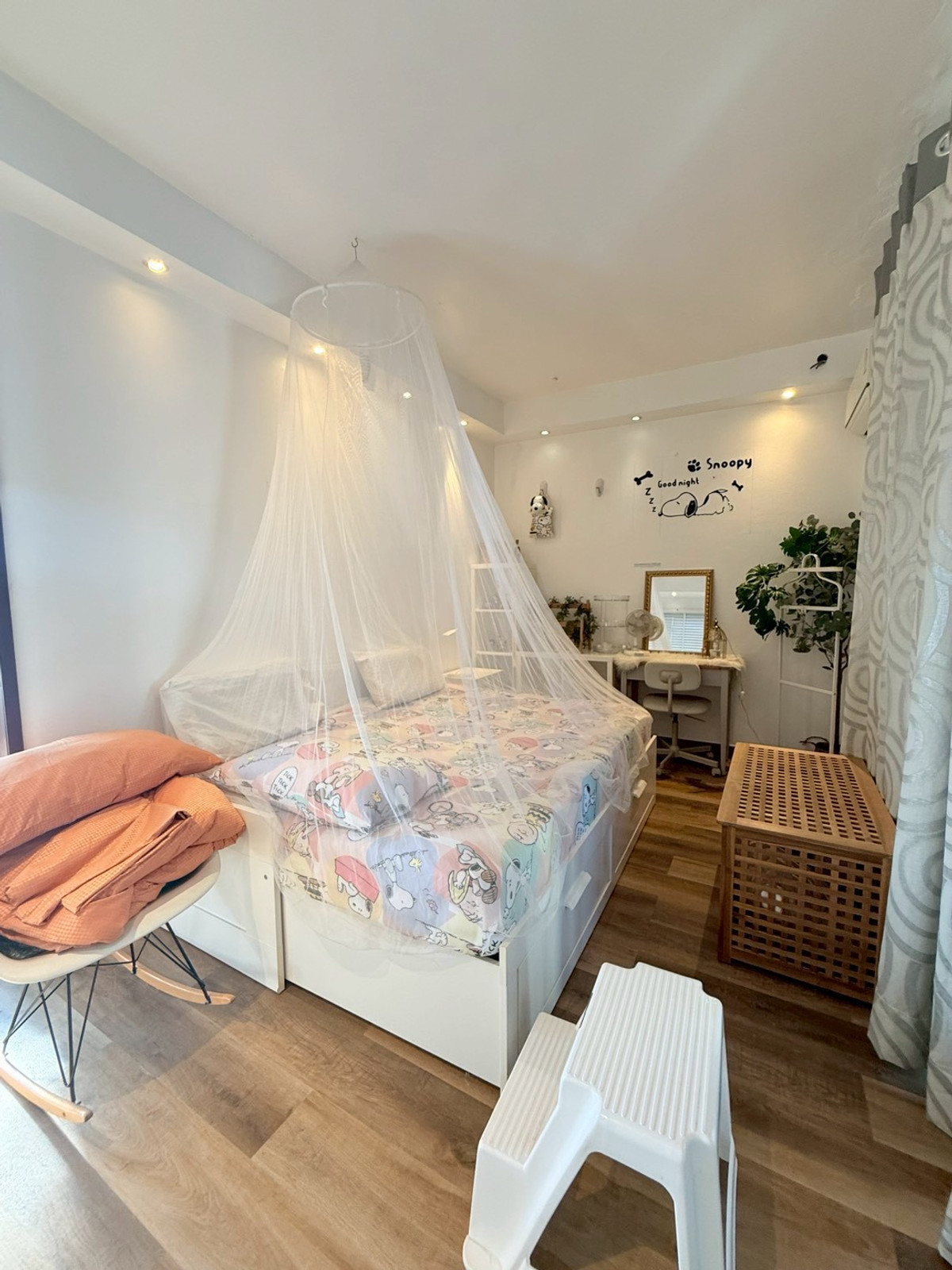 For RentTownhomeSathorn, Narathiwat : 🏡✨ Townhouse for rent, Sathorn Soi 9, cute style with rooftop terrace to sit and chill ✨🏡