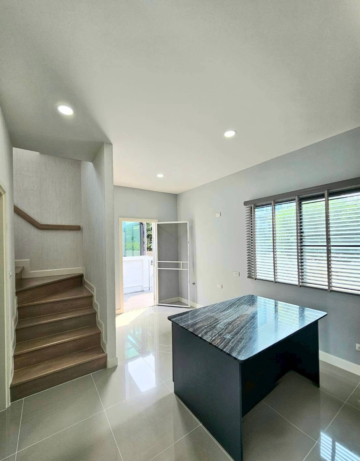 ขายนนทบุรี บางใหญ่ บางบัวทอง : ขายบ้านแฝดเพอร์เฟคพาร์ค ราชพฤกษ์-346 สไตล์บ้านเดี่ยว 38.1 ตร.ว. 4 นอน ฟรีเฟอร์ฯ