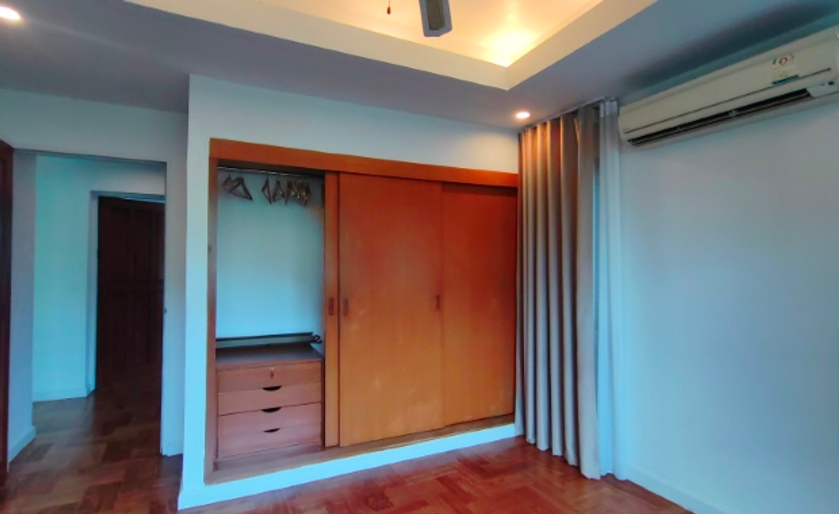 ขายบ้านนนทบุรี บางใหญ่ บางบัวทอง : 🔥ขายด่วนบ้าน Nichada Maison (4 ห้องนอน 4 ห้องน้ำ) มีสระว่ายน้ำส่วนตัว Unfurnished 