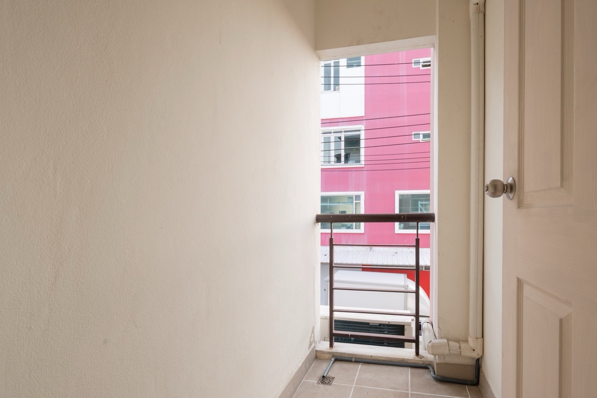 ให้เช่าทาวน์โฮมลาดพร้าว101 แฮปปี้แลนด์ : ทาวน์โฮมทำเลลาดพร้าว พร้อมให้เช่า เฟอร์ครบ ใกล้รถไฟฟ้าทั้งสายสีเหลืองและสายสีส้ม 🚃