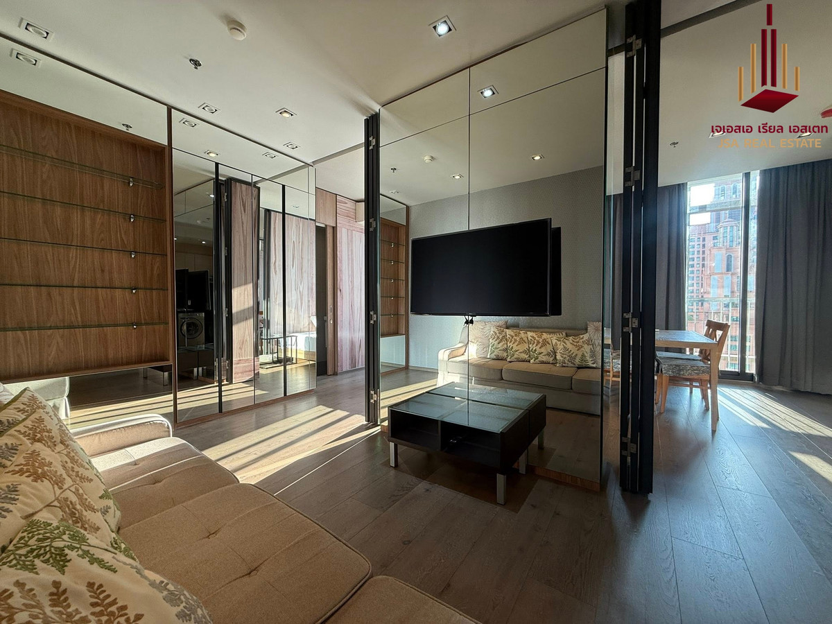 For SaleCondoSukhumvit, Asoke, Thonglor : ✨ For Sale: Park Origin Phrom Phong Condo ✨ 💰 Only 15,500,000 THB