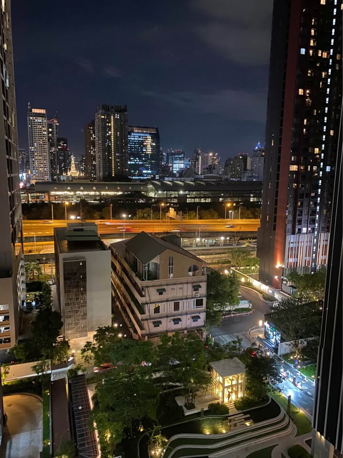 For SaleCondoRama9, Petchburi, RCA : BEST PRICE - FOR SALE - 1 BEDROOM 32 SQ.M- Call now 094-641-5974