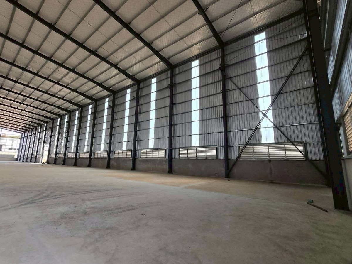 For RentWarehouseRayong : 🚩Warehouse/factory for rent, purple area 96*30 2880 sq m.