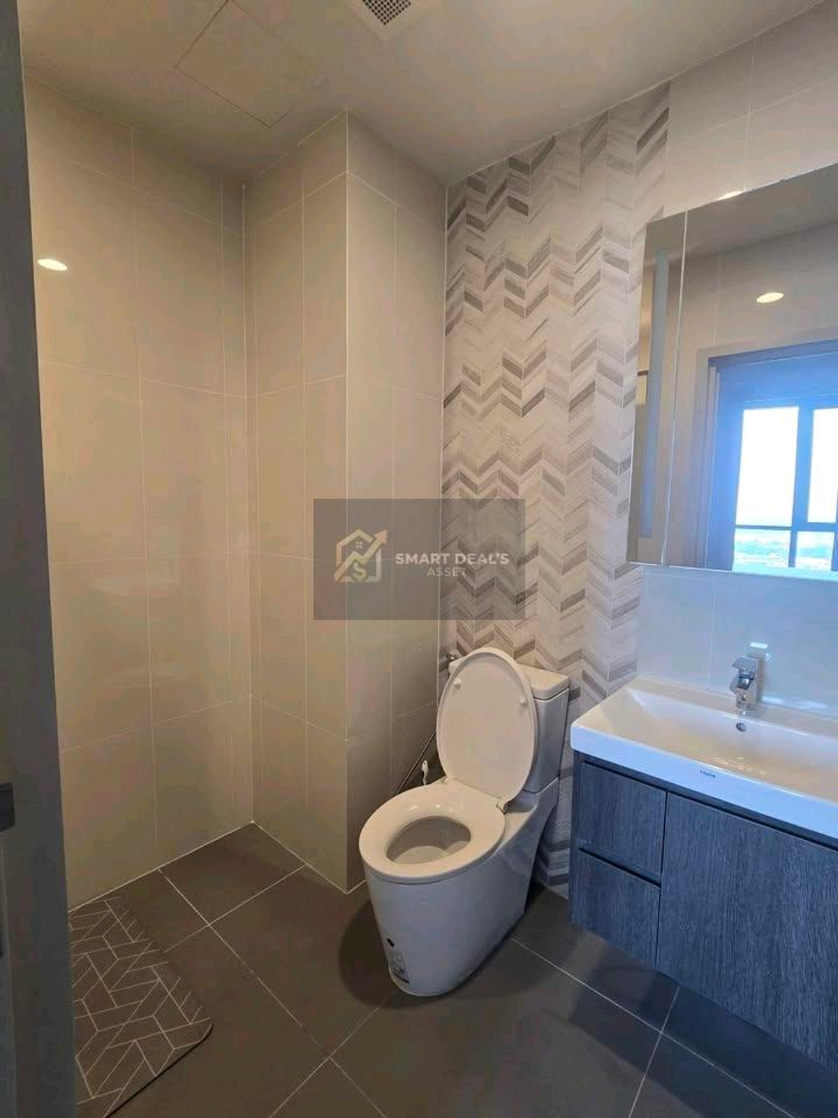 ขายคอนโดสุขุมวิท อโศก ทองหล่อ : 🔥 หลุดขายด่วน! 2 นอน 2 น้ำ  ตร.ม. 
@ Oka Haus สุขุมวิท 36 
​ราคาดีที่สุดในโครงการสำหรับห้อง 2 Bed! เพียง 6,900,000 บาท