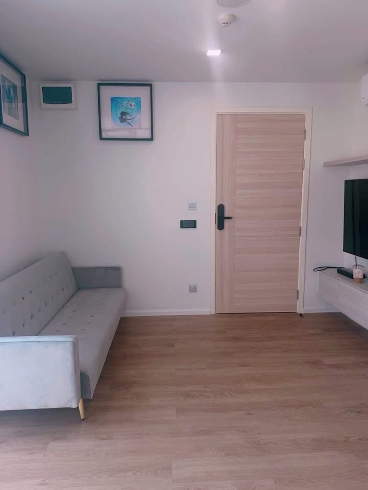 ให้เช่าคอนโดรัชดา ห้วยขวาง : ✨ ห้องมุม วิวสระ 34 ตร.ม. พร้อมเข้าอยู่ | ไอเวอรี่ รัชดา 32 (Ivory Ratchada–Ladprao) ✨