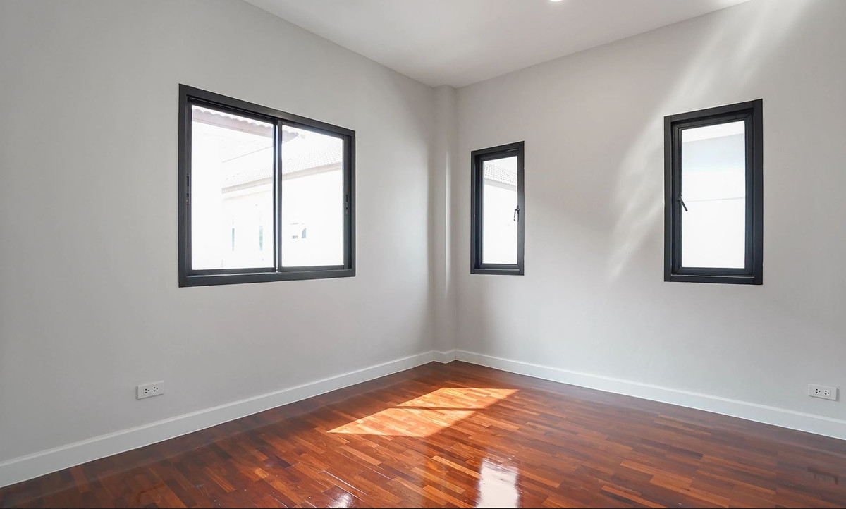 ขายบ้านนนทบุรี บางใหญ่ บางบัวทอง : บ้านรีโนเวทใหม่ โครงการ ธนาสิริ รัตนาธิเบศร์