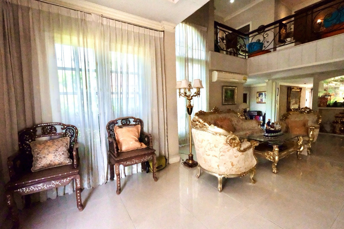 ขายบ้านปิ่นเกล้า จรัญสนิทวงศ์ : ✨คฤหาสน์ส่วนตัว บนพื้นที่1ไร่1งาน2ตร.ว. กรุงเทพ ตลิ่งชัน หมู่บ้าน กฤษดานคร14 (Luxury House Krissadanakorn14)