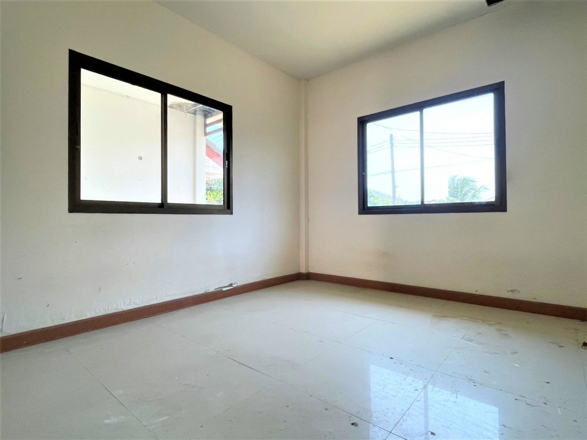 ขายทาวน์โฮมหัวหิน ประจวบคีรีขันธ์ : ขายด่วนทาวน์เฮ้าส์หมู่บ้านภูตะวัน ซอย10 ถนนหัวหิน-อ่างเก็บน้ำห้วยผาก (ทล.3218)  ประจวบคีรีขันธ์ สภาพดี ราคาประหยัด