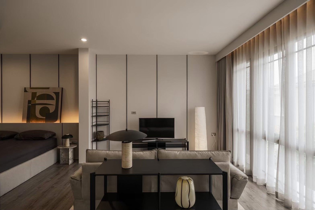 ให้เช่าทาวน์โฮมอ่อนนุช อุดมสุข : ทาวน์เฮ้าส์ให้เช่า ✨ Baan Klang Muang Classe Sukhumvit 77 ✨ 3 ห้องนอน 3 ห้องน้ำ เฟอร์นิเจอร์ และ เครื่องใช้ไฟฟ้าครบ 