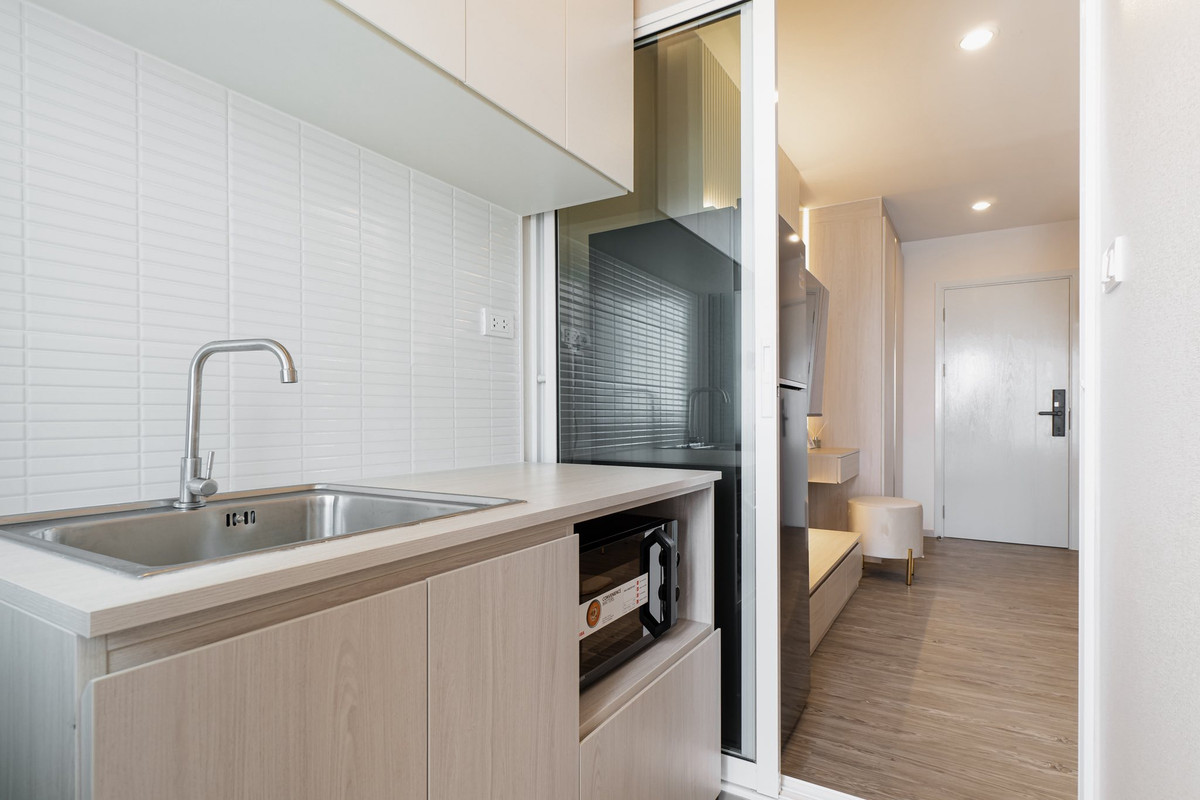 ให้เช่าคอนโดบางนา แบริ่ง ลาซาล : ให้เช่าคอนโดรีเจนท์โฮมบางนา ห้องใหม่สวยตรงปกใกล้รถไฟฟ้าบางนา