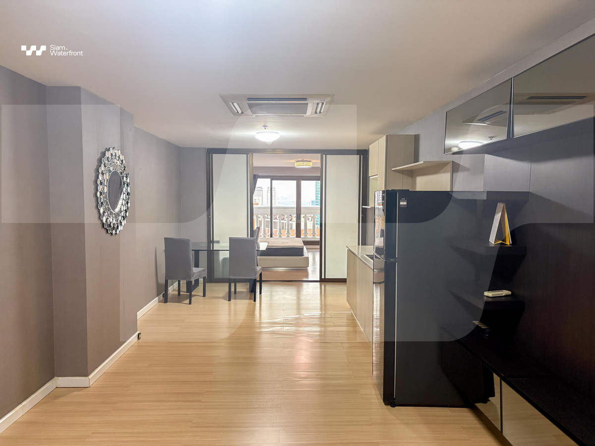 For SaleCondoSilom, Saladaeng, Bangrak : 🔥For Sale, Best Deal🔥 State Tower Silom 1 bedroom 68sqm, 28th floor, city view, beautifully decorated.