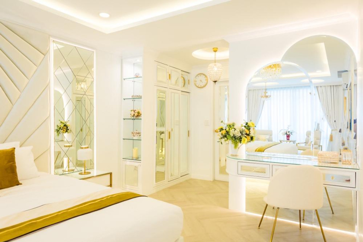 ให้เช่าทาวน์โฮมเลียบทางด่วนรามอินทรา : ทาวน์โฮมสุดหรู 4 ชั้น ตกแต่งสวยงาม ให้เช่า ย่านรามอินทรา-ประดิษฐ์มนูธรรม ใกล้แม็คโคร ฟู้ดเซอร์วิส ประดิษฐ์มนูธรรม เพียง 400 เมตร