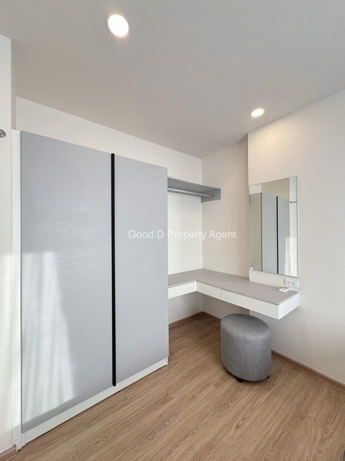 For SaleCondoKorat Nakhon Ratchasima : Condo Escent Korat room for sale