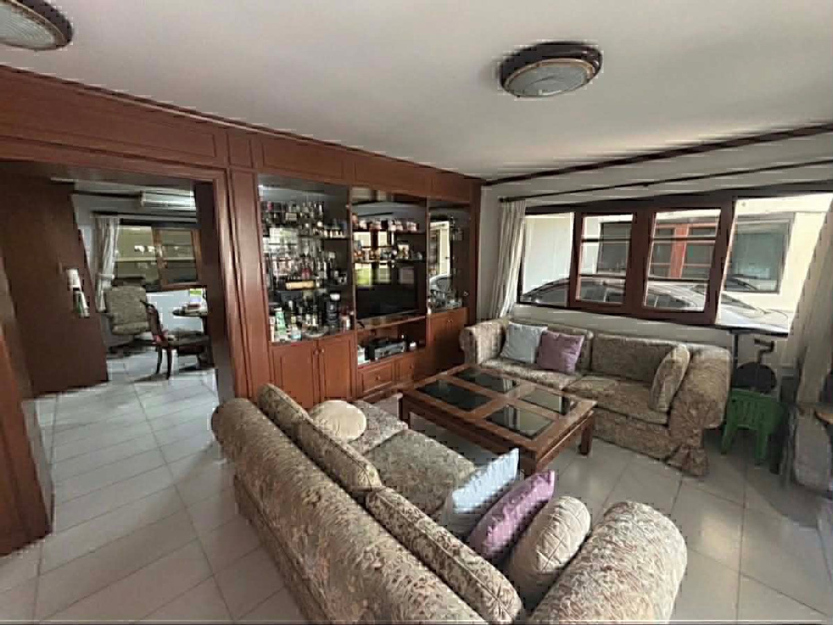 For SaleHouseSukhumvit, Asoke, Thonglor : Single house for sale, 67 sq m, Soi Pridi Banomyong 14, Sukhumvit 71, Phakamat Village.