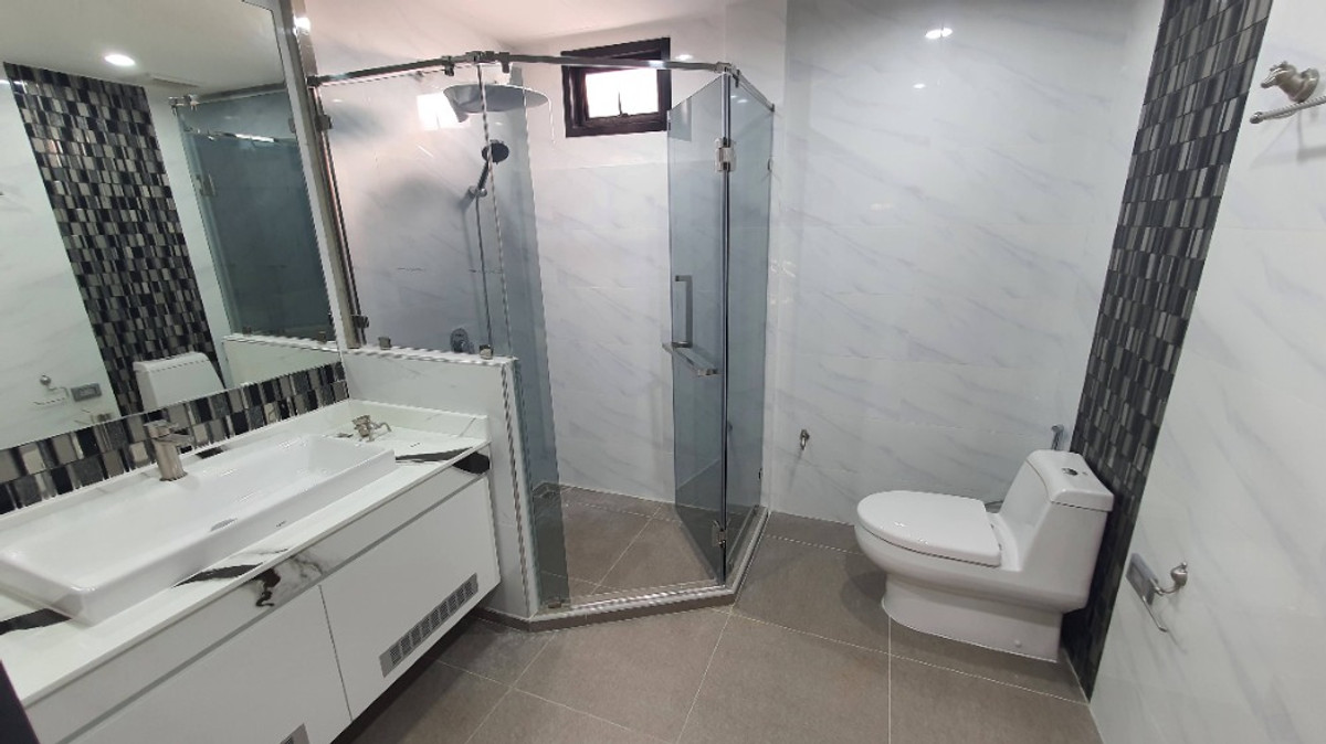 ให้เช่าบ้านโชคชัย4 ลาดพร้าว71 : บ้านเดี่ยว 2 ชั้น รีโนเวทใหม่ สไตล์โมเดิร์น ทำลเดี ให้เช่า ย่านลาดพร้าว-โชคชัย4 ใกล้โรงพยาบาลเปาโล โชคชัย 4 เพียง 2 กม.