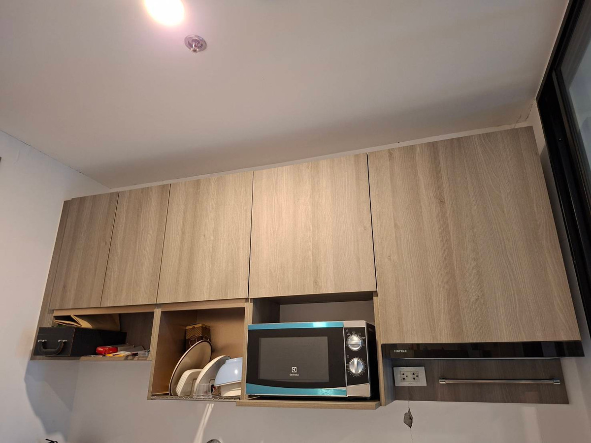 For RentCondoSamut Prakan,Samrong : Urgent for rent, low price 10,000 baht, next to Thippawan MRT, ready to move in, get 6 months, Knightsbridge Sukhumvit Theparak 089-6620022