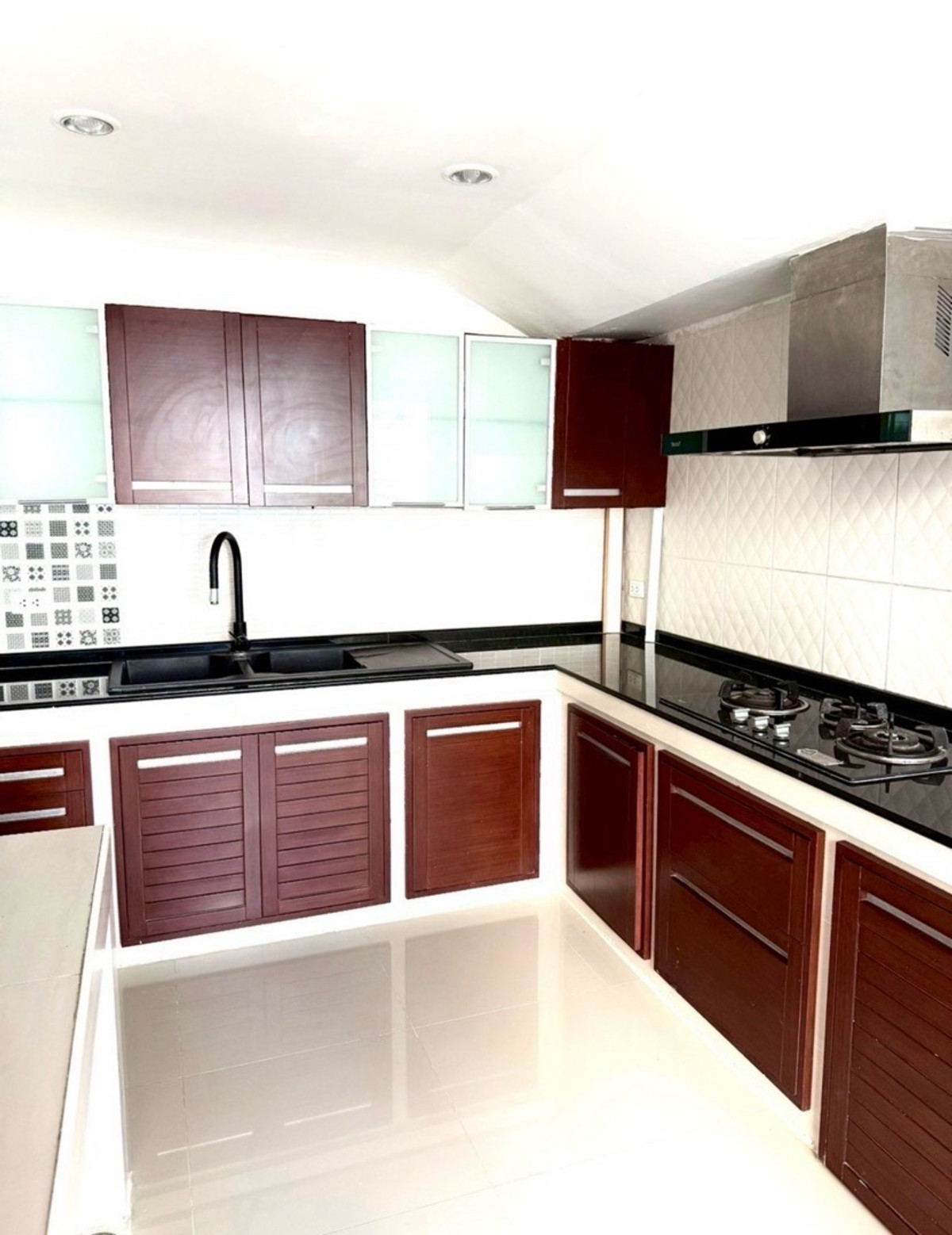 For RentTownhomeChaengwatana, Muangthong : 🔥 For rent 29,000 baht | Modern home office, 3.5 floors – spacious and newly decorated!‼️