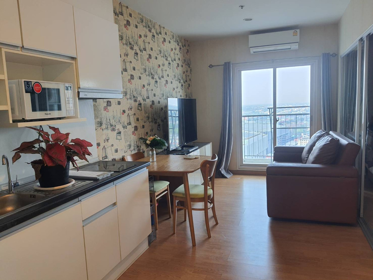 For RentCondoBang kae, Phetkasem : For rent, built-in room, beautifully decorated ✅ Accepting reservations for available rooms 30/05 Condo Lumpini Park Pinklao near MRT Bang Yi Khan.