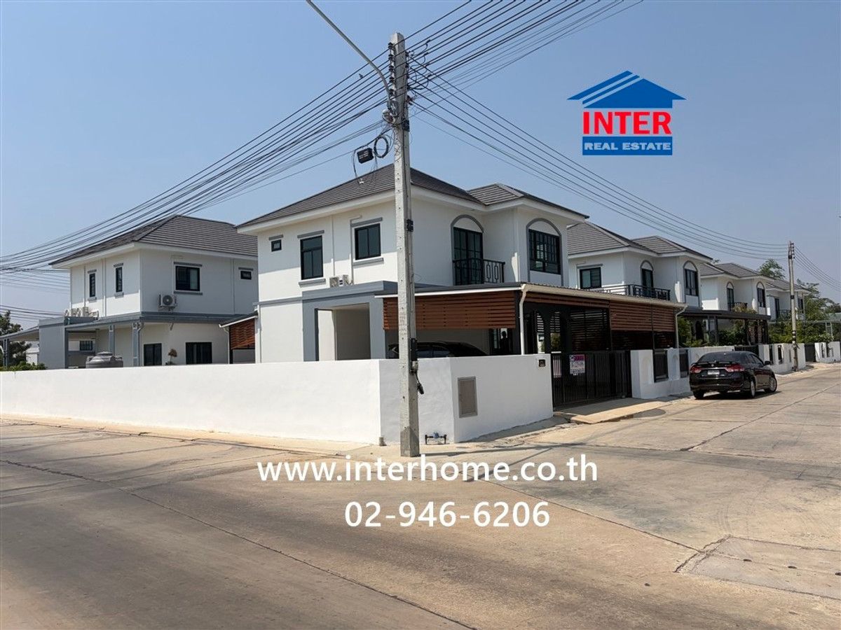 For SaleHouseBuri Ram : 2-story detached house, 67.9 sq m, Thada Diasis Village. Near Sarasas Witaed Buriram School, Soi Thada Soi 2, Road No. 3021 Road number 288 (Luang Mueang Road) Mueang Buriram, Buriram