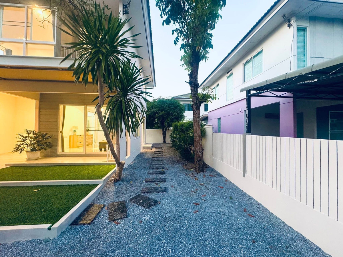 ขายบ้านนนทบุรี บางใหญ่ บางบัวทอง : ขายบ้านเดี่ยว พฤกษ์ลดาบางใหญ่ L&H 50 ตร.ว. แต่งใหม่ทิศใต้ ฟรีเฟอร์ฯ ฟรีโอน